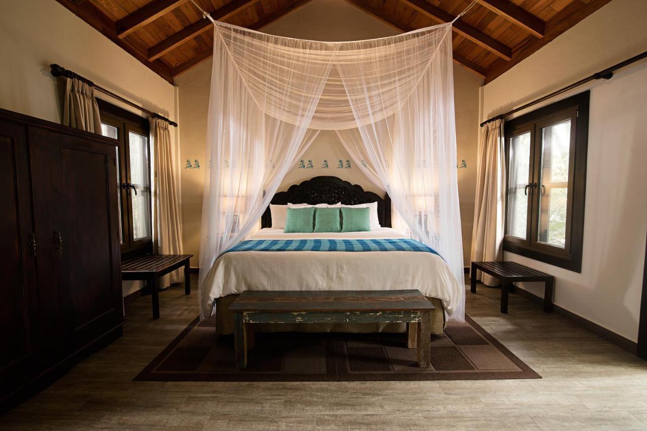 Hotel Jungle Lodge Tikal Room photo